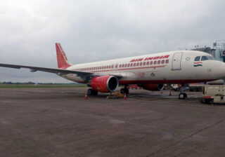 Air India Glitch: तकनीकी कारणों से अहमदाबाद से लंदन जाने वाली एयर इंडिया की उड़ान रद्द