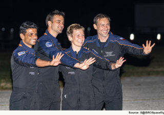 Axiom-4 Mission: एक्सिओम मिशन ISS के लिए हुआ रवाना, शुभांशु शुक्ला के परिवार ने मनाया जश्न