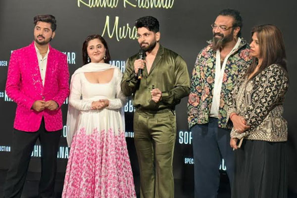 ‘कान्हा कृष्णा मुरारी’ लॉन्च में भक्ति और ग्लैमर का संगम