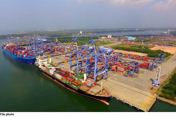 Global Shipping Crisis: भारतीय पोर्ट्स निर्यात राहत बढ़ाने की तैयारी में